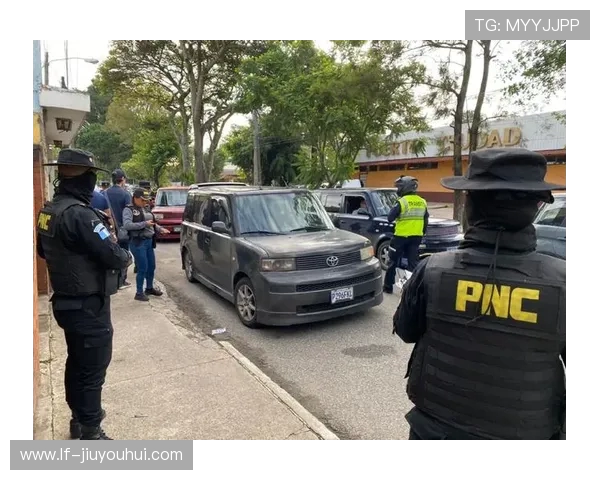 高清足球赌博照片揭示背后的复杂心理与非法交易网揭秘